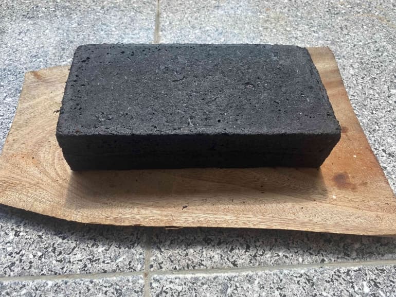 Paving block dari sampah plastik